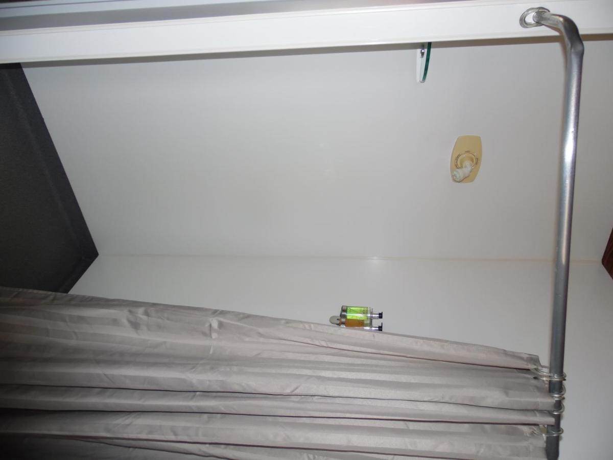Pinewood Motel 4*